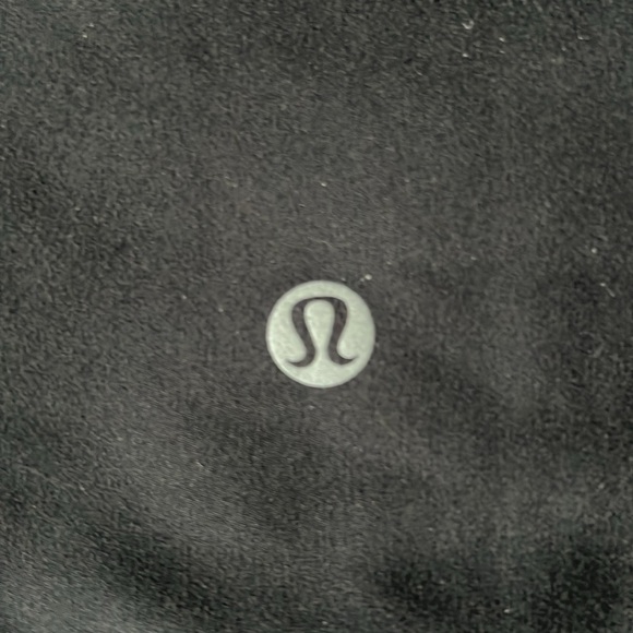 Lululemon Black Yoga Pants 2 Side Pockets, Waistband Pocket - 8 - Picture 7 of 9